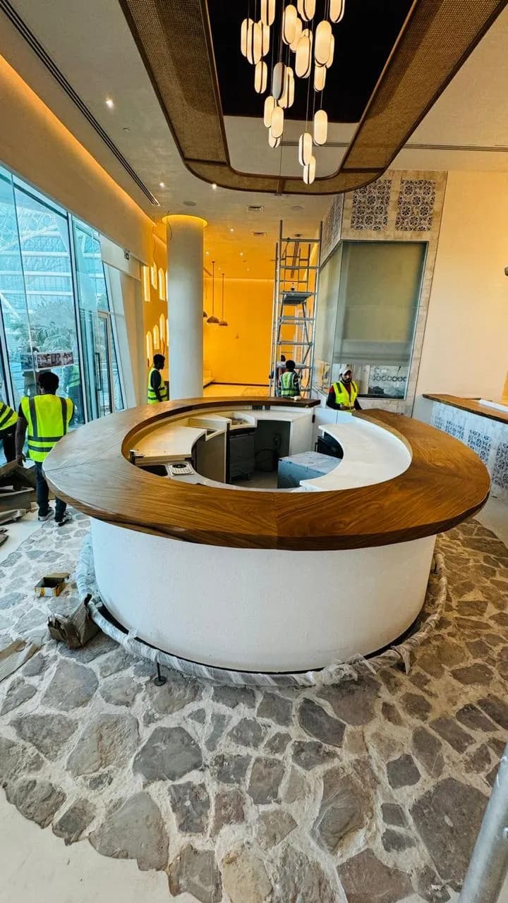 Hotel & Restaurant Tables 8